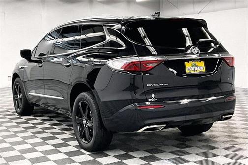 2023 Buick Enclave Essence FWD