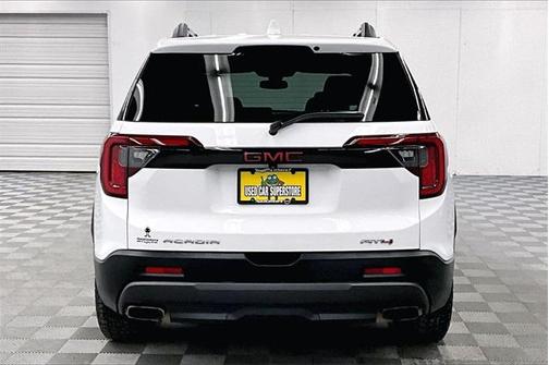 2023 GMC Acadia AWD AT4