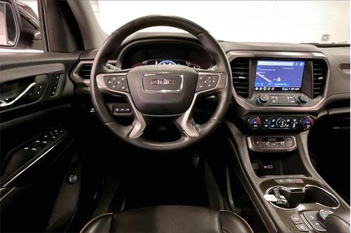 2023 GMC Acadia AWD AT4