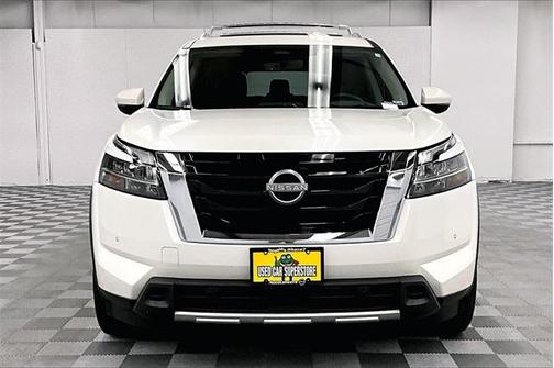 2024 Nissan Pathfinder Platinum FWD