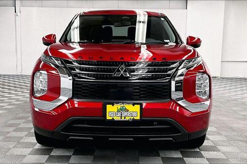 2022 Mitsubishi Outlander ES 2.5 2WD