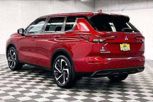 2022 Mitsubishi Outlander ES 2.5 2WD