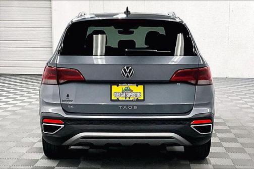 Gray 2023 Volkswagen Taos 1.5T SE