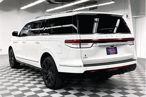 2023 Lincoln Navigator Reserve