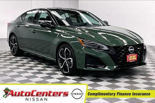 Tactical Green Metallic/Super Black 2026 Nissan Altima SR FWD