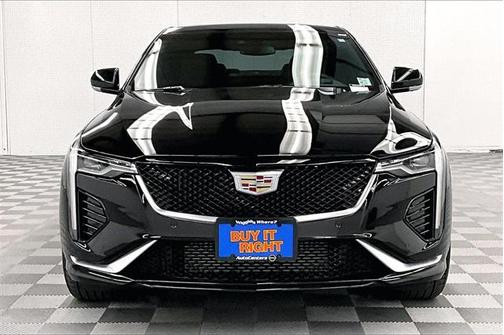 2022 Cadillac CT4 Sport