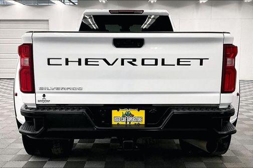 2025 Chevrolet Silverado 3500 WT