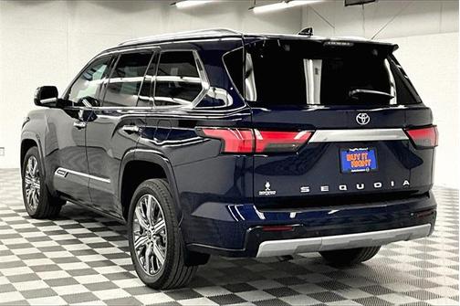 2023 Toyota Sequoia Base