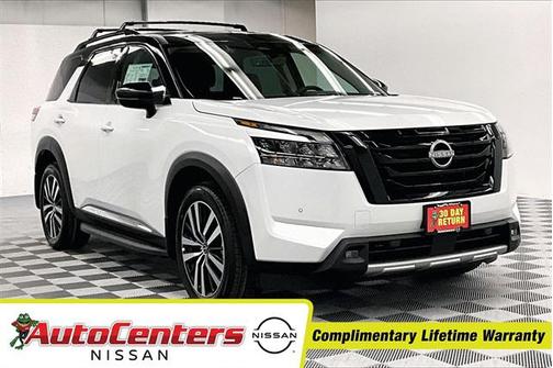 2025 Nissan Pathfinder Platinum 4WD