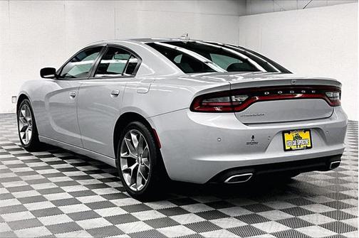 2022 Dodge Charger SXT Plus