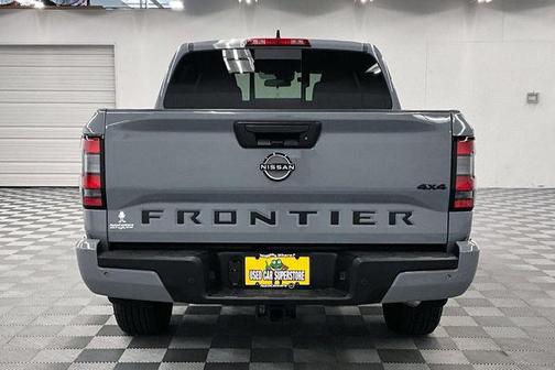 Boulder Gray Pearl 2026 Nissan Frontier SV