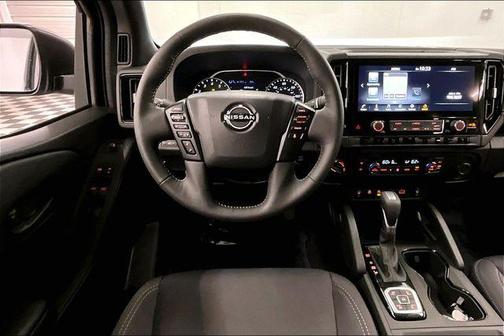 Boulder Gray Pearl 2026 Nissan Frontier SV