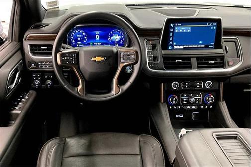 2023 Chevrolet Suburban 4WD High Country