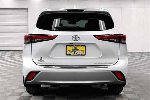 2022 Toyota Highlander Platinum
