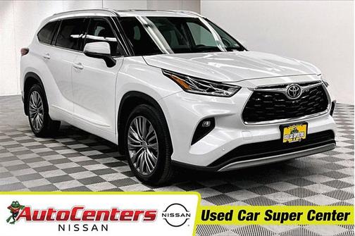2022 Toyota Highlander Platinum