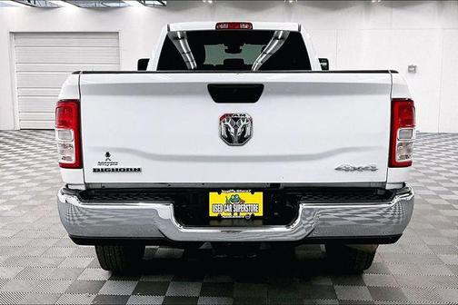 2024 RAM 3500 Big Horn Crew Cab 4x4 8' Box