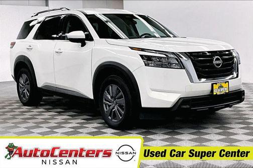 2025 Nissan Pathfinder SV 4WD