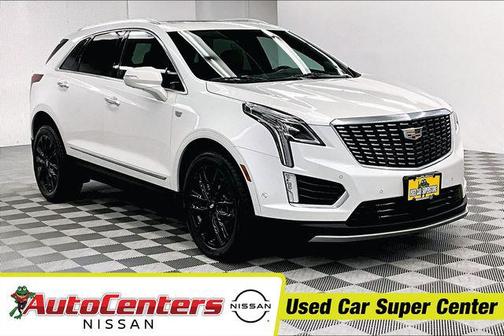Crystal White Tricoat 2022 Cadillac XT5 Premium Luxury