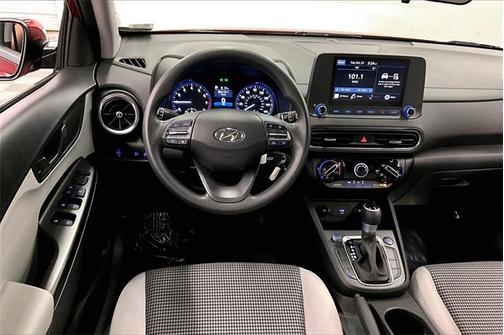 2023 Hyundai KONA SE