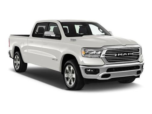 Ivory White Tri-Coat Pearlcoat 2025 RAM 1500 Laramie