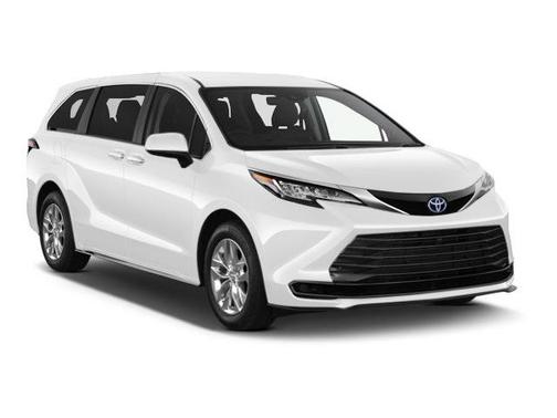 2022 Toyota Sienna LE