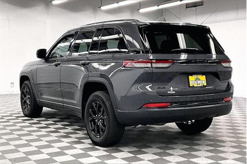 2024 Jeep Grand Cherokee Altitude