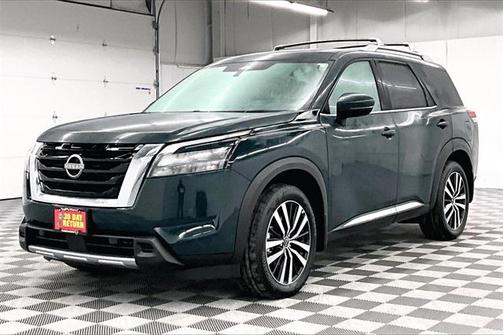2025 Nissan Pathfinder Platinum 4WD