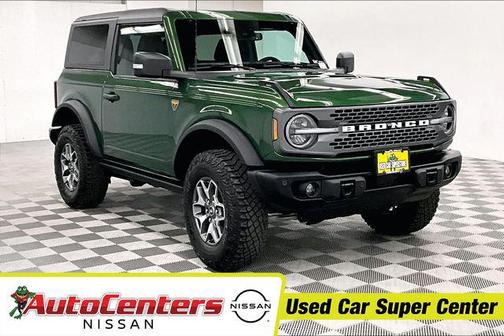 Eruption Green Metallic 2025 Ford Bronco Badlands