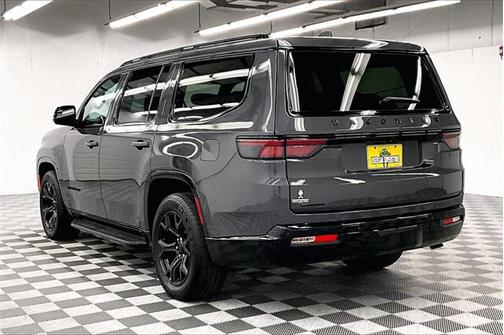 2023 Jeep Wagoneer Series II Carbide