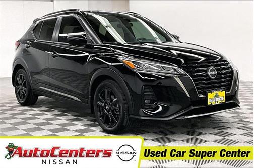 2023 Nissan Kicks SR