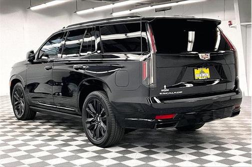 2023 Cadillac Escalade Sport Platinum