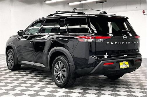 2024 Nissan Pathfinder SV FWD