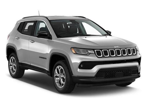 Silver Zynith Metallic Clearcoat 2024 Jeep Compass Latitude