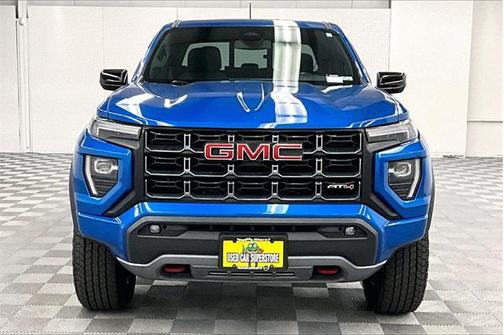 2023 GMC Canyon AT4