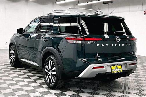 Obsidian Green Pearl 2023 Nissan Pathfinder Platinum 4WD