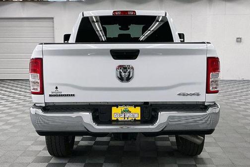 Bright White Clearcoat 2024 RAM 2500 Big Horn Crew Cab 4x4 6'4' Box