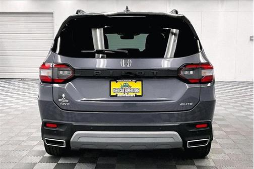 2023 Honda Pilot AWD Elite