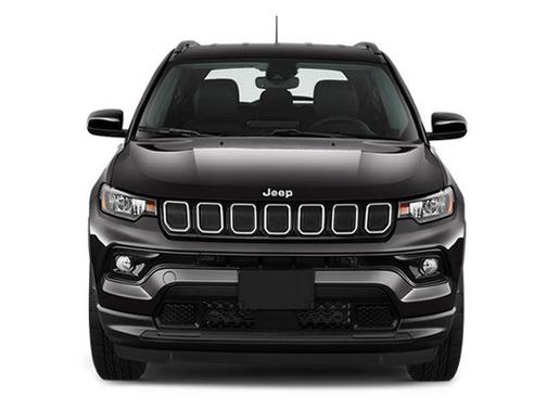 Diamond Black Crystal Pearlcoat 2024 Jeep Compass Limited