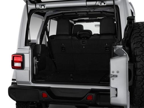 2023 Jeep Wrangler 4-Door Sahara 4x4