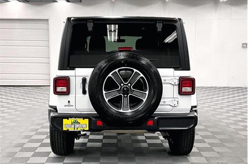 2023 Jeep Wrangler 4-Door Sahara 4x4