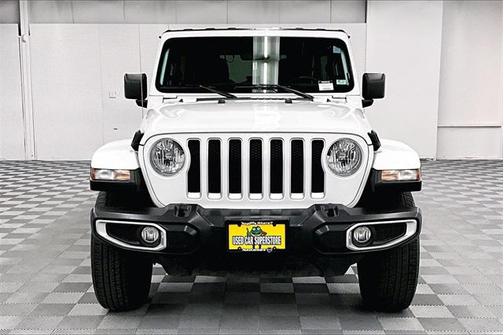 2023 Jeep Wrangler 4-Door Sahara 4x4