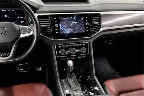 2022 Volkswagen Atlas Cross Sport 3.6L V6 SEL Premium R-Line