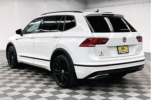 2020 Volkswagen Tiguan 2.0T SE R-Line Black
