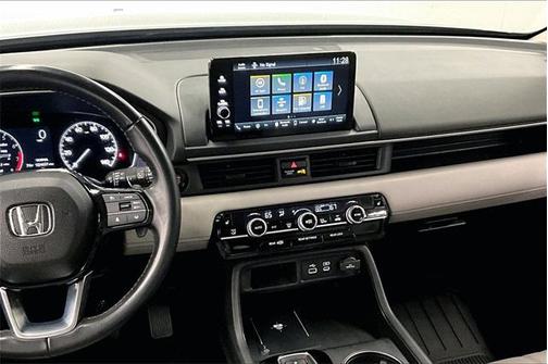 2023 Honda Pilot 2WD EX-L 8 Passenger