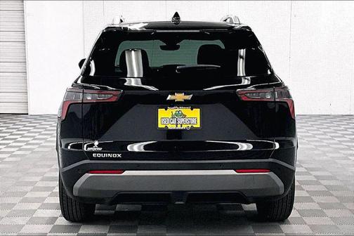 Mosaic Black Metallic 2025 Chevrolet Equinox 1LT
