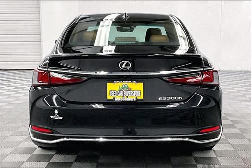 2025 Lexus ES 300h Premium