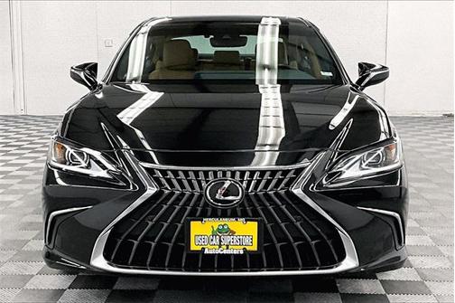 2025 Lexus ES 300h Premium