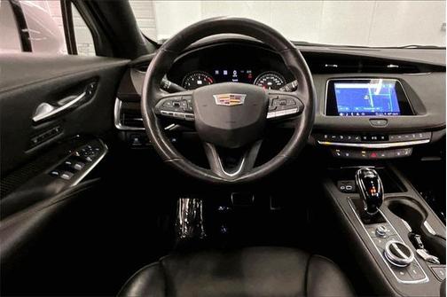 2023 Cadillac XT4 Sport