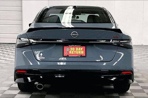 Atlantic Gray/Super Black 2026 Nissan Sentra SR
