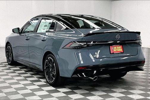 Atlantic Gray/Super Black 2026 Nissan Sentra SR